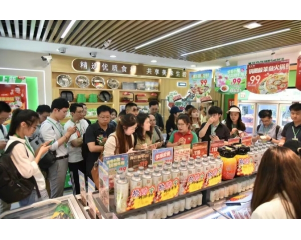 <b>成为餐饮零售“国民品牌”，从“一口锅”窥见锅圈的星辰大海</b>